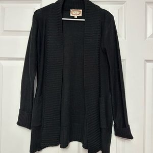 Ambiance | Black cardigan